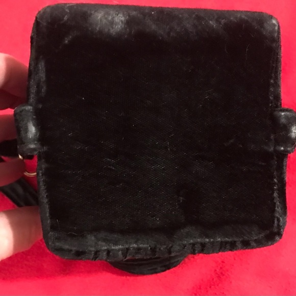 Vintage Black Velvet Purse with Gold Trim with Velvet Handle - Picture 10 of 10